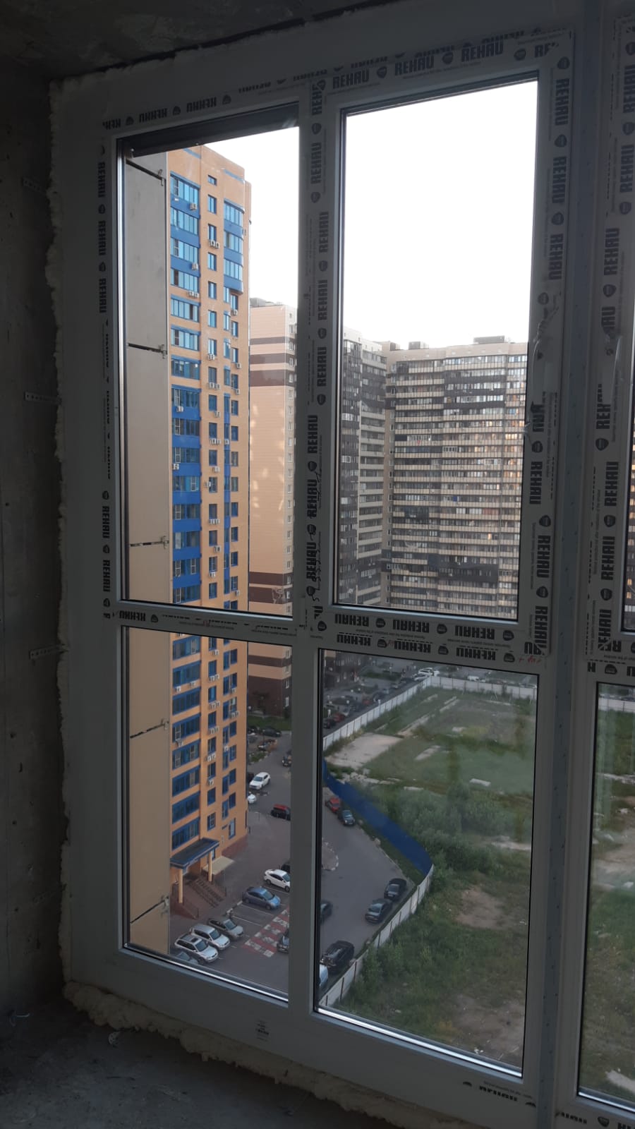 панорамные окна в квартире Реутов