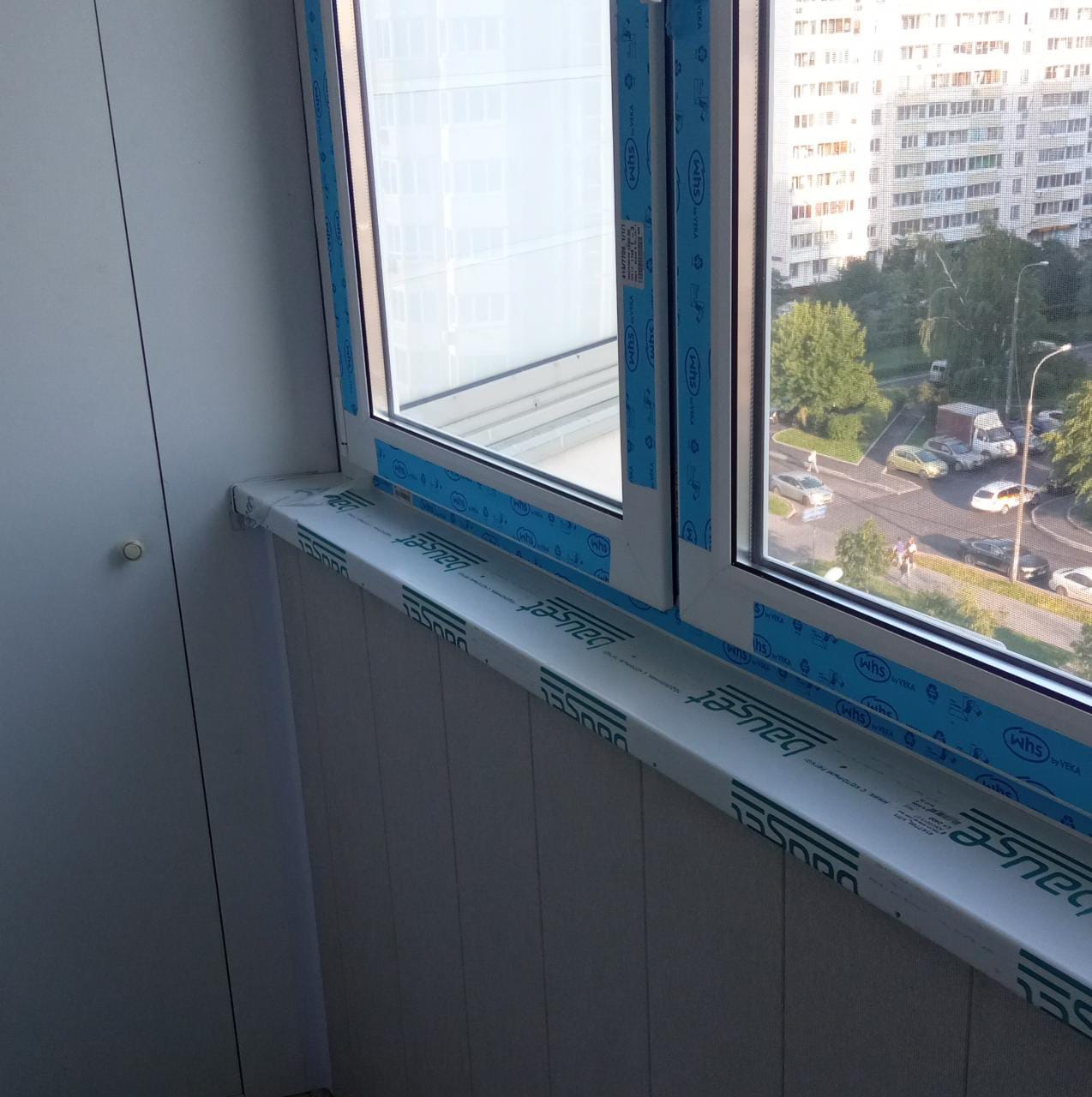 теплое остекление балкона цена