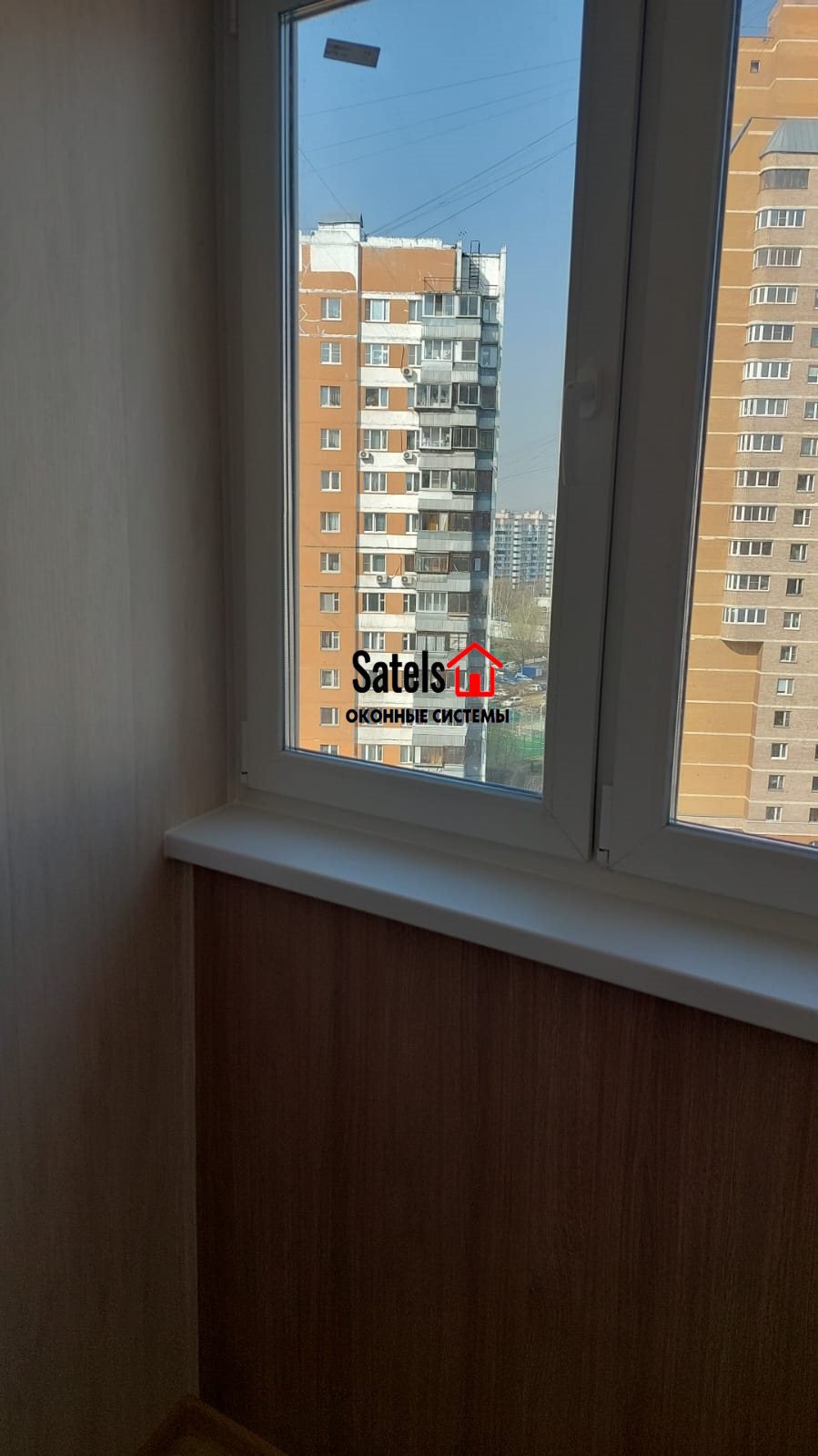 Ремонт на балконе с отделкой стен, пола и потолка под ключ