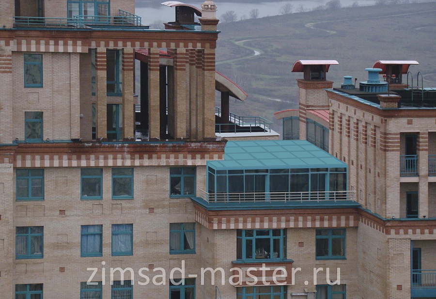 Зимний сад из алюминиевого профиля в составе здания