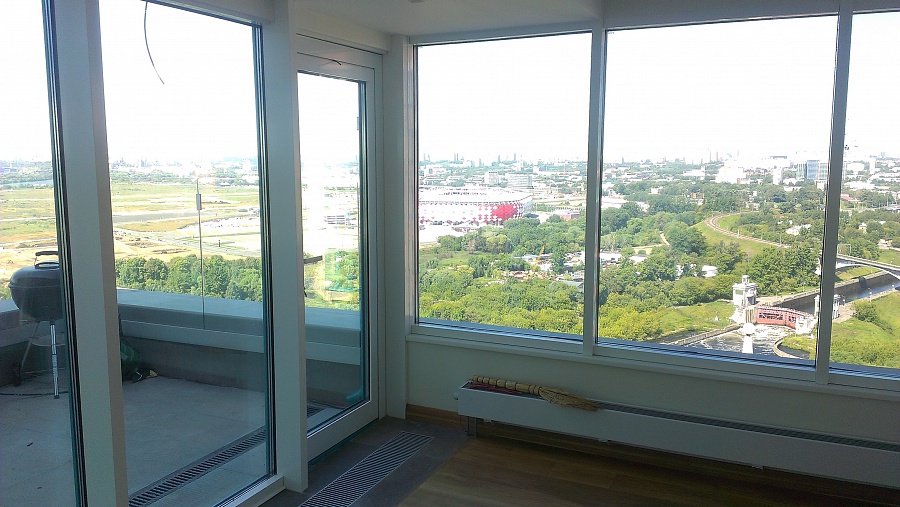 Реализованный зимний сад на крыше с панорамным остеклением