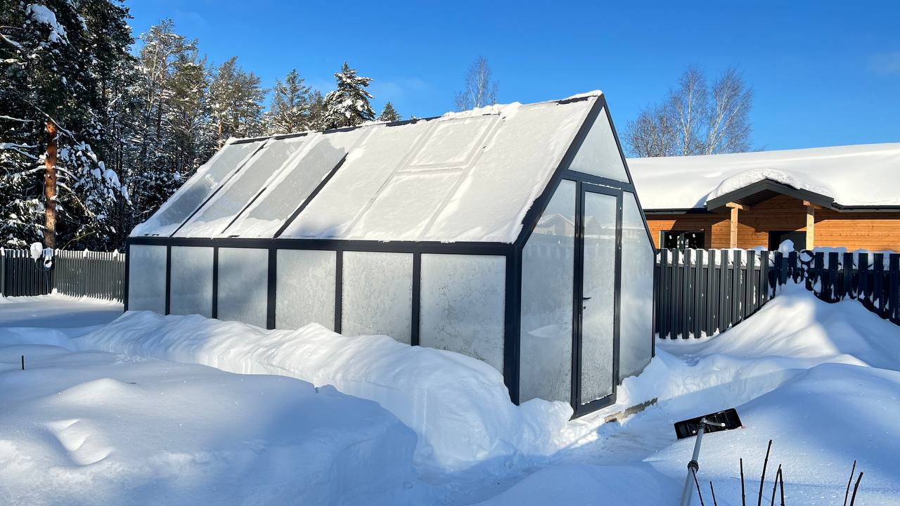 Стеклянная теплица в английском стиле S-Glass 3×6 — ракурс