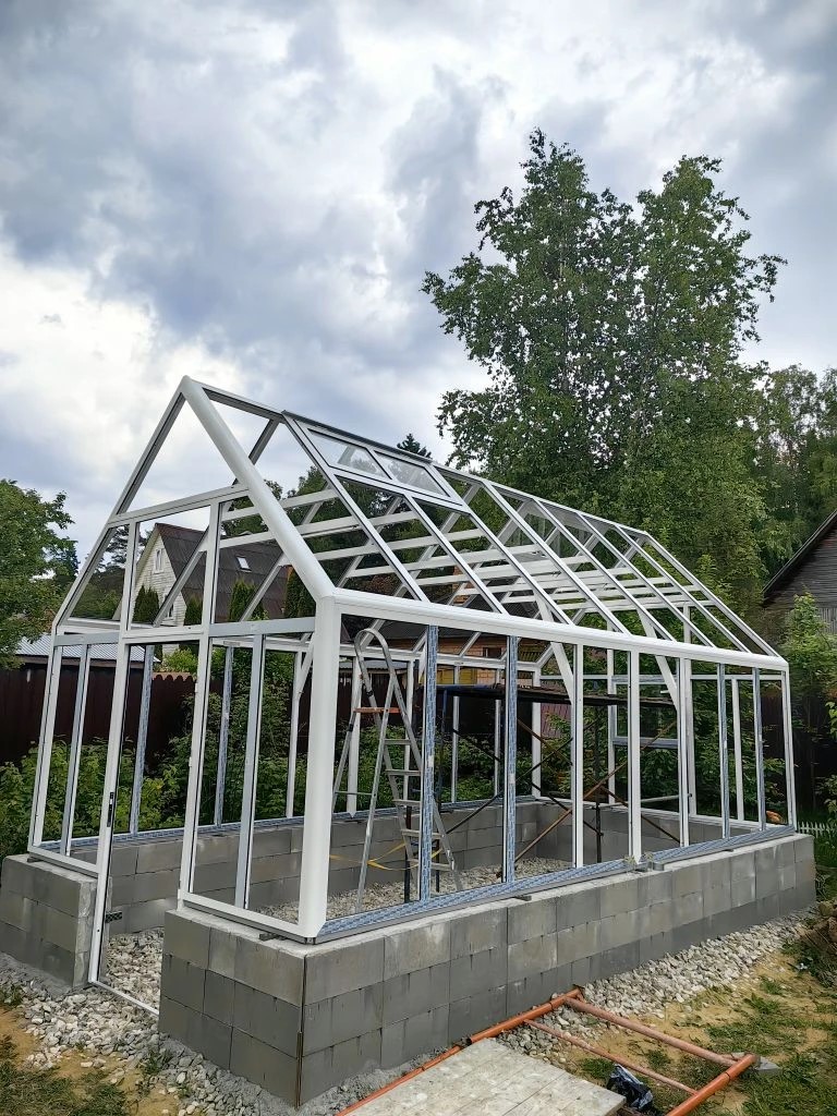 Сборка английской стеклянной теплицы S-Glass 3х6 своими руками по инструкции производителя